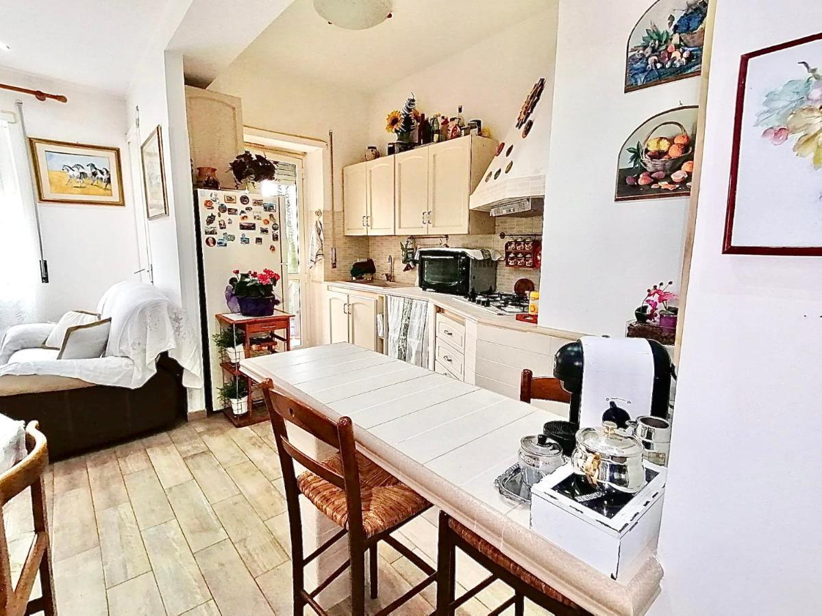 Apartament Relax Zambrini Lido di Ostia Zewnętrze zdjęcie