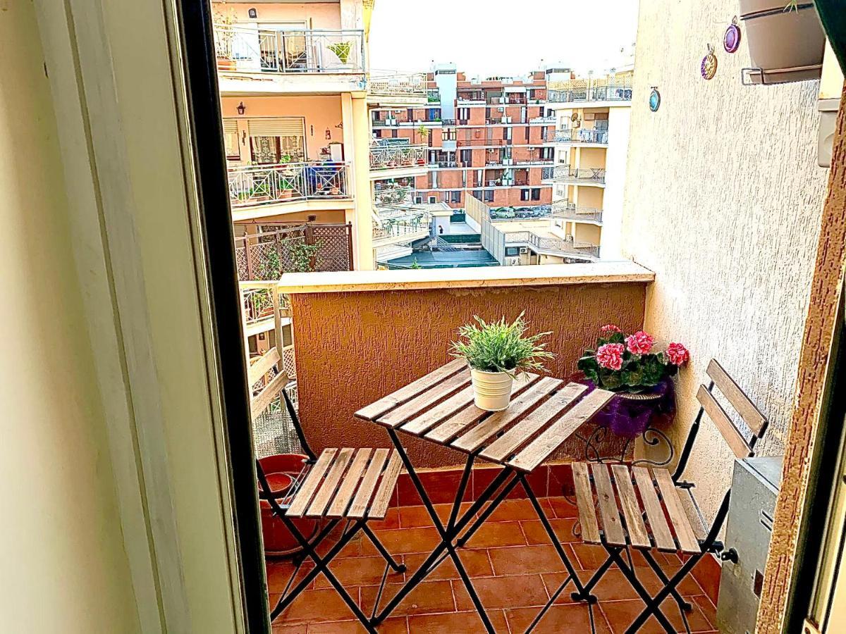 Apartament Relax Zambrini Lido di Ostia Zewnętrze zdjęcie